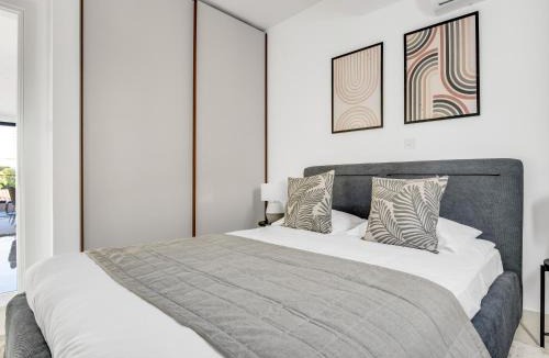 Limassol Apartment | Sanders Cruise - Bright 2-bdr apt w2 balconies