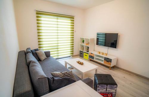 Kapparis Apartment | Cozy Apartment In Kapparis