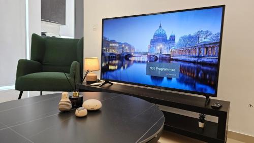 City Centre Apartment | STAY Cosmo City Suites