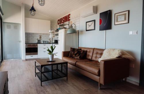 Pareklisia House | Zima Edge