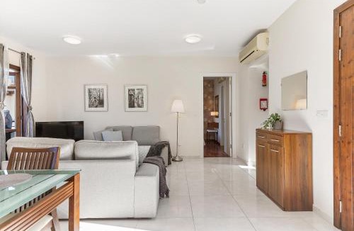 Aphrodite Hills Apartment | 2 bedroom Apartment Assia with communal pool, Aphrodite Hills Resort