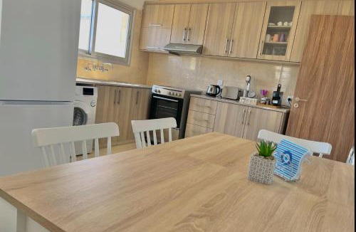Limassol Apartment | Urban Retreat - Your Ideal Getaway in Limassol