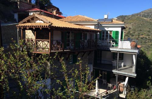 Kalopanayiotis House | Maison Elena