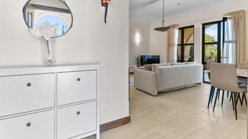 Aphrodite Hills Apartment | Beautiful Apartment APJ03 - Anesi, Aphrodite Hills