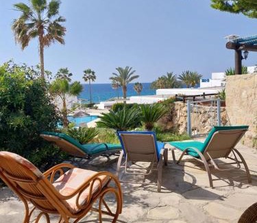 Chlorakas Villa | Villa Margo by the Sea