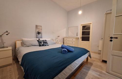 Historical Center House | Pavlos Place - Blue Haven