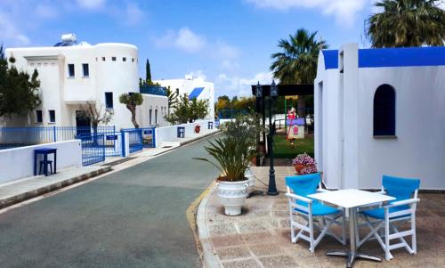 Agios Georgios Pegeias Villa | Azzurro Holiday Villas