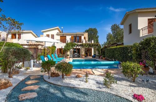 Aphrodite Hills Villa | 2 bedroom Villa Loukia with private pool and gardens, Aphrodite Hills Resort