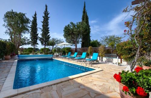 Aphrodite Hills Villa | 2 bedroom Villa Loukia with private pool and gardens, Aphrodite Hills Resort