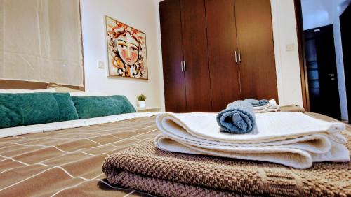 Universal Apartment | Blue Pearl holiday apartments with pool in kato paphos