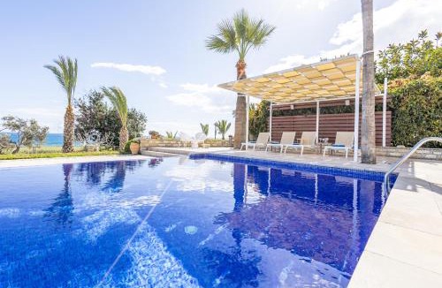 Agios Theodoros Villa | Villa Chrysta