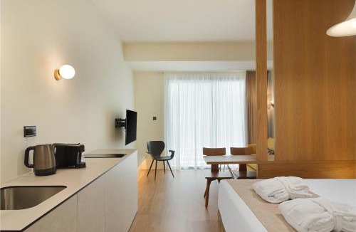 Old Town of Limassol Apartment | Alinea Market Agora Square