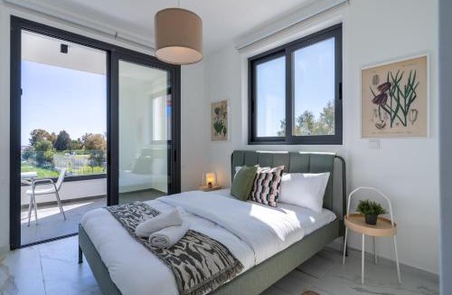 Larnaca Apartment | Ivory 1-BR Apartment in Aradipou