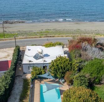 Ayia Marina Chrysochous Villa | Spiti Damianos Villa Beachfront