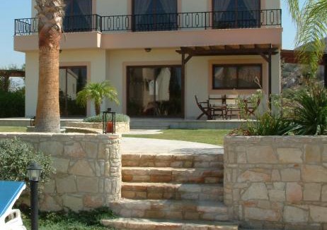 Pissouri Villa | Three bedroom villa with private pool and landscaped garden close to the beach