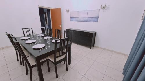 City Centre House | STAY Mythos Down Town House