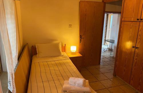 Latchi House | Sea-View Stone House Neo Chorio