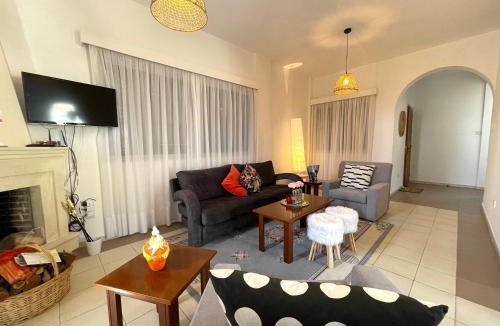 Pomos Villa | Nysa8