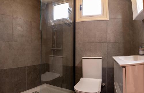 Meneou Apartment | Spyros No23 Charming Oceanview Maisonette