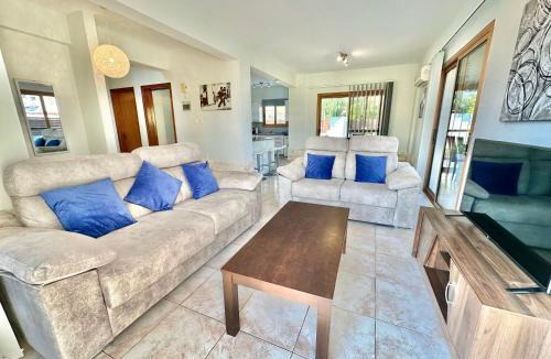 Pyla House | Lovely Pool Villa in Pyla
