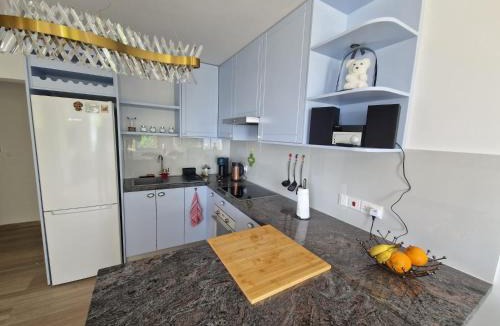 Old Town Apartment | Chloraka Pink&Blue Pafos