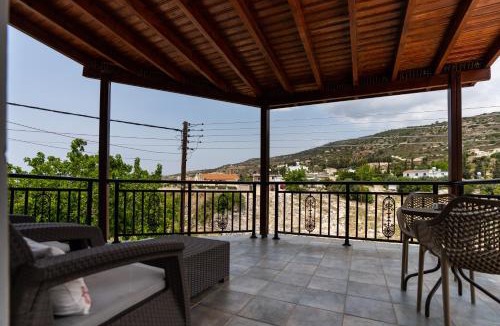 Steni Apartment | Steni Traditional Studio Apartment