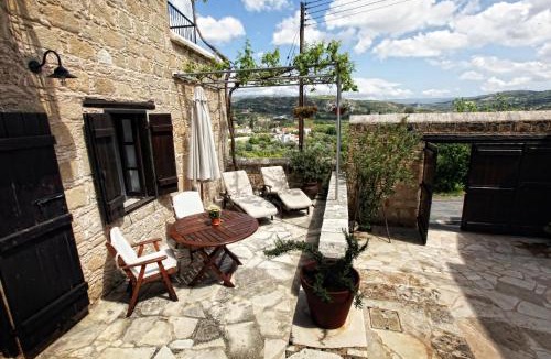 Goudi House | Leonidas Village Houses