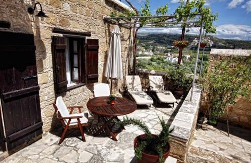 Goudi House | Leonidas Village Houses