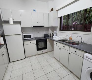 Pomos House | Serena Vacation Home