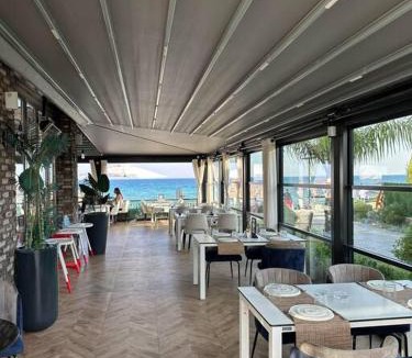 Gastria Apartment | İskelede denize sıfır havuzlu sitede Loft 1+1