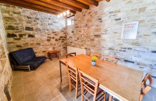 Skarinou Apartment | Traditional Village Pool Paradise Family Apartment