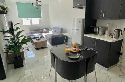 Kapparis Apartment | Mad beach