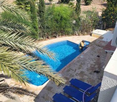 Pegeia Villa | Villa Neyla Four bedroom Coral Bay Beach front