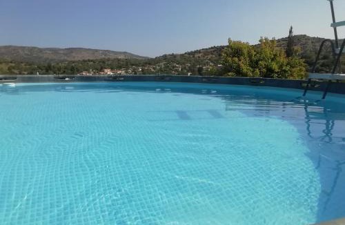 Choulou House | Despina country retreat