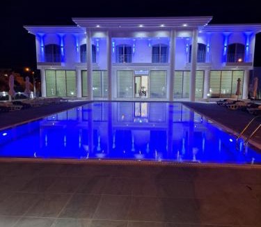 Pernera Villa | MAXOR PALACE