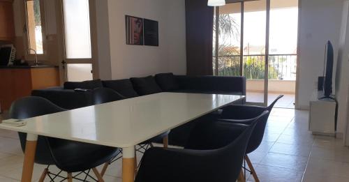 Kato Polemidia Apartment | ELLA LUXURY APARTMENT - (BREAKBOOKING CY)