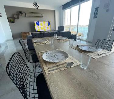 Kyrenia Apartment | Denize sifir 3+1 Daire