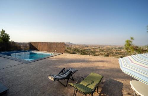 Kalo Chorio Villa | The Hill: Mountain Sky Villa Retreat