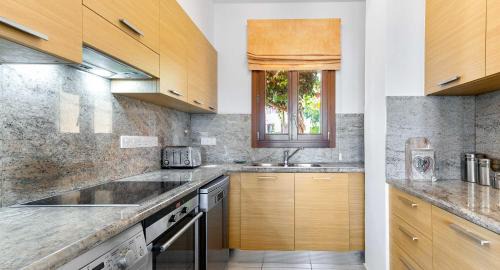 Aphrodite Hills Apartment | Ground floor Apartment Anthos with Beautiful Sea Views on Aphrodite Hills Resort