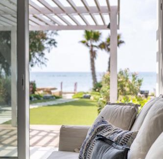 Pervolia House | The MedView Garden House