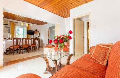 Ayia Marina Chrysochous Villa | Villa Constantinos