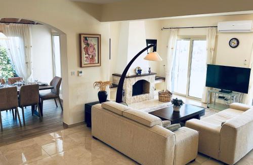 Latchi Villa | Beach Villa Elena
