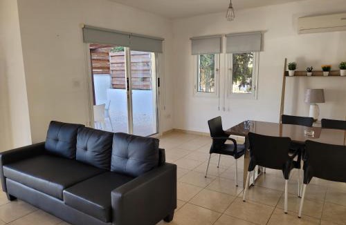 Universal Villa | ELeAN VILLA