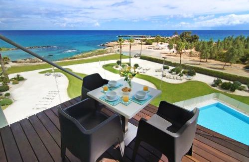 Protaras Apartment | Apartment Josephine - Beachfront