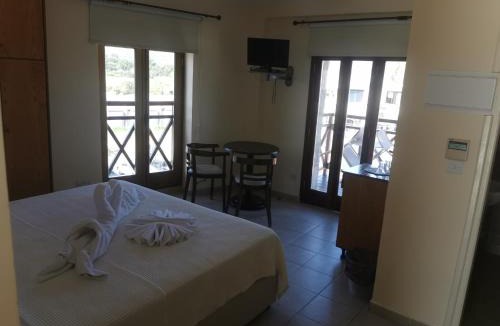 Latchi Hotel | Y & P LATCHI HOTEL