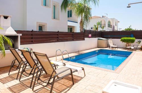 Pernera Villa | Villa Danata