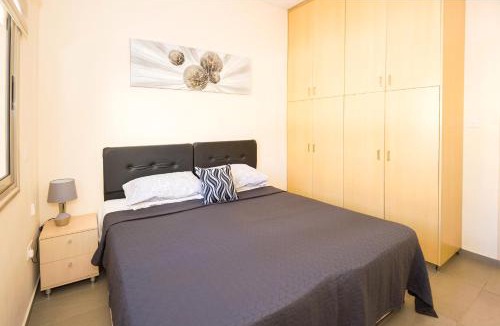 Pernera Apartment | Bowker Apartment