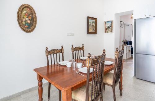 Nicosia Apartment | To Hani - Kamara Maisonette