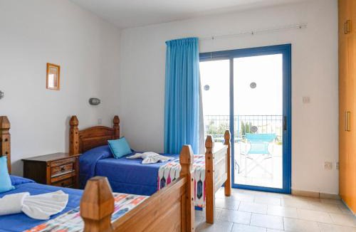 Agios Georgios Pegeias Villa | Azzurro Holiday Villa Ira by Sanders