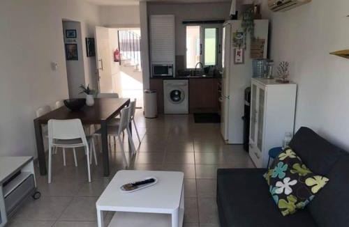 Kapparis Apartment | Yiasemi Ground floor Holiday Appartment